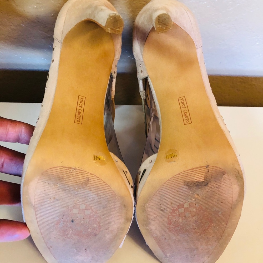 Shoes - Picture 3 of 5